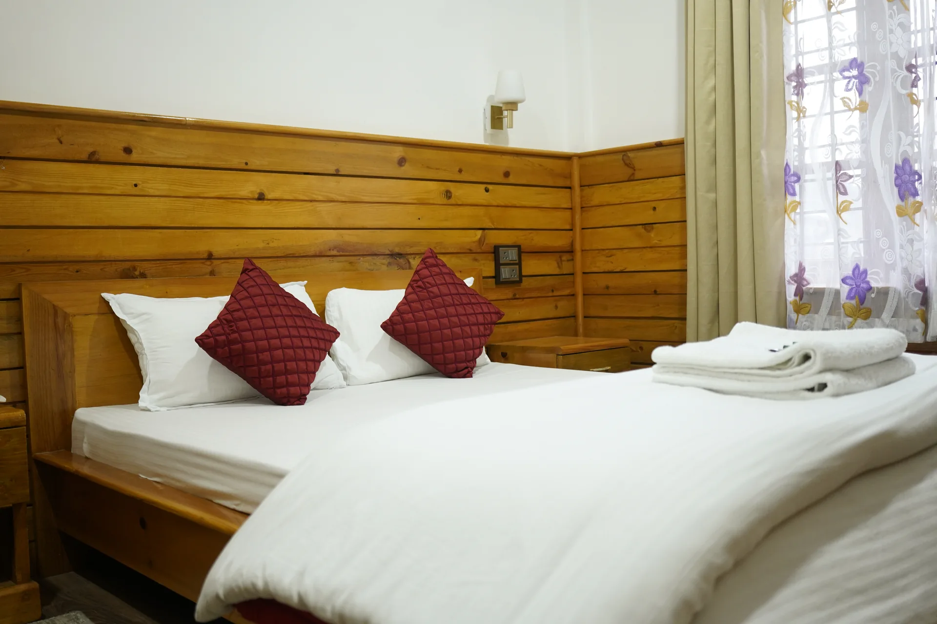 Standard room with double bed at Acorn Homestay Shergaon